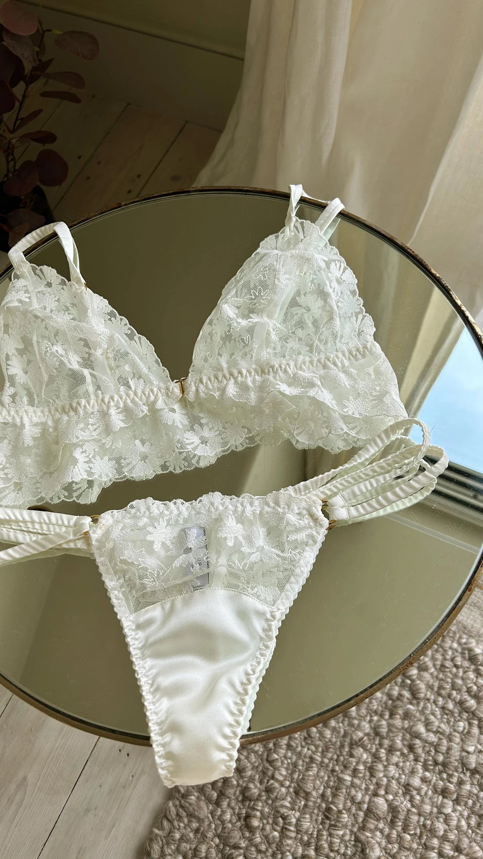 Sheer White Lace Wireless Bra and Panty Set, white, lace, top, bra